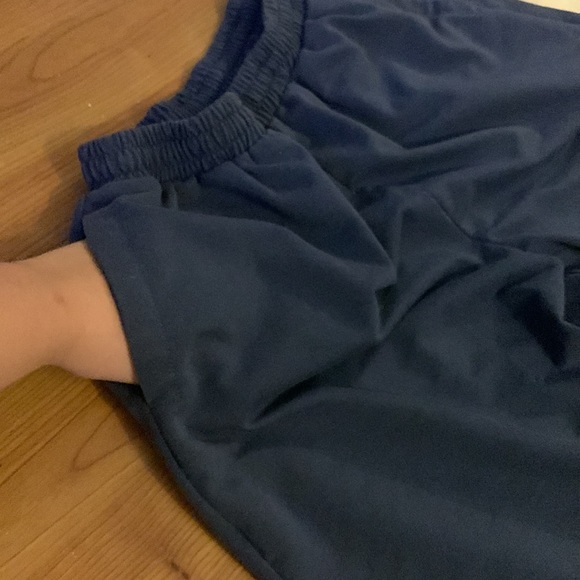*lightly worn* jogging pants with stretchy waist - Picture 3 of 3